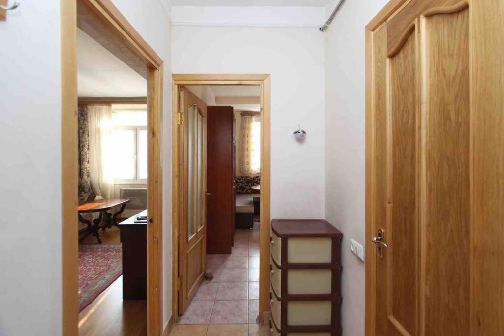 Cozy Apartment In The Center Of Erévan Extérieur photo